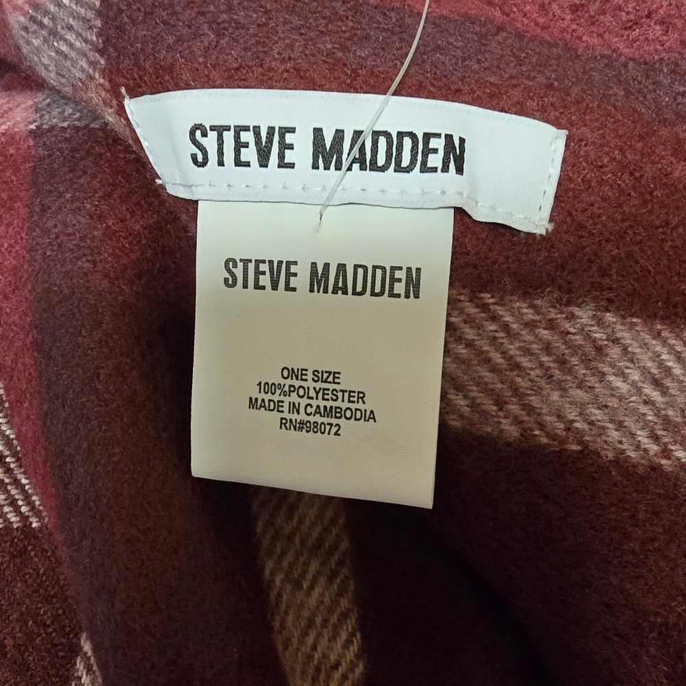 Steve Madden Bordeaux Fringe Plaid Blanket Scarf Burgundy Red Square Wrap NWT - Picture 7 of 10